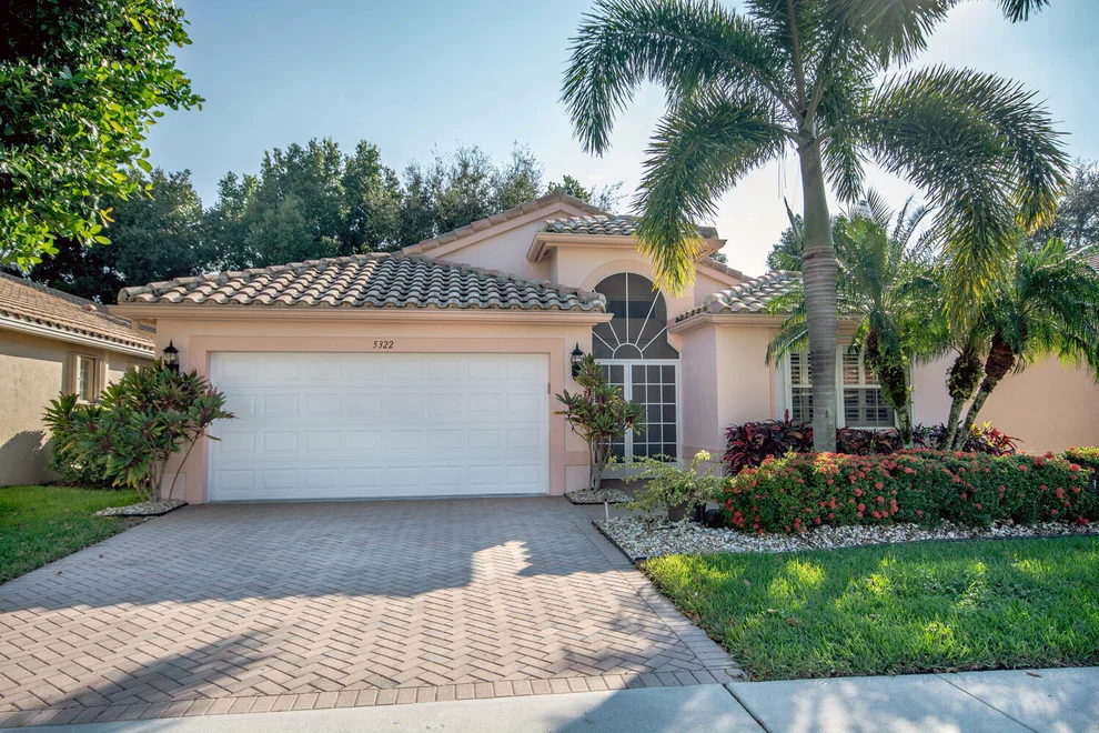 Unit for sale at 5322 Wycombe Avenue, Boynton Beach, FL 33437
