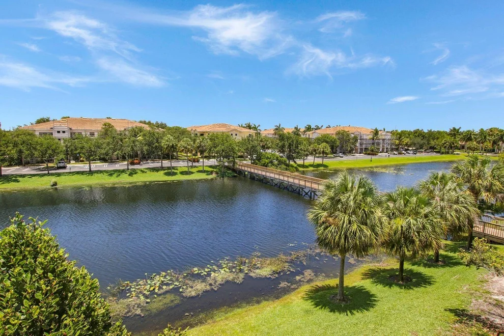Unit for sale at 2917 Tuscany Court, Palm Beach Gardens, FL 33410