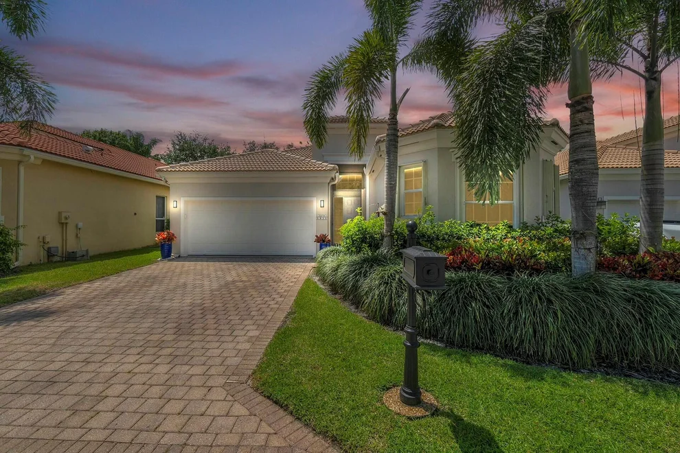 Unit for sale at 5815 Via De La Plata Circle, Delray Beach, FL 33484