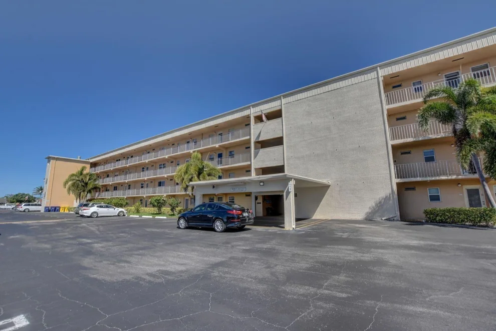 Unit for sale at 2600 NE 1st Lane, Boynton Beach, FL 33435