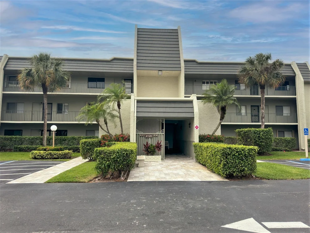 Unit for sale at 4120 Tivoli Court, Lake Worth, FL 33467