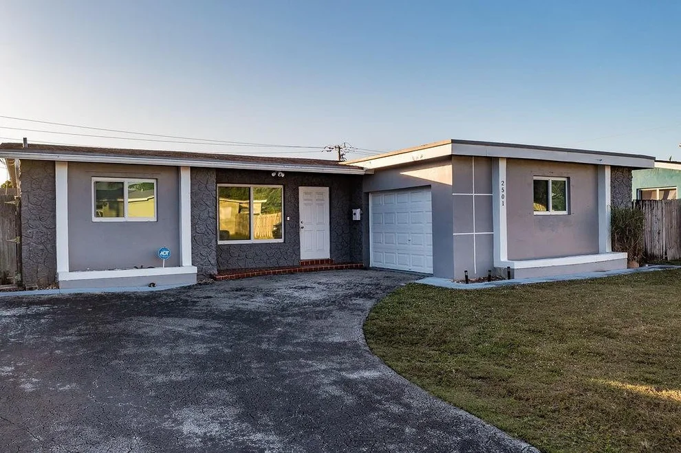 Unit for sale at 2501 NW 84th Way, Sunrise, FL 33322