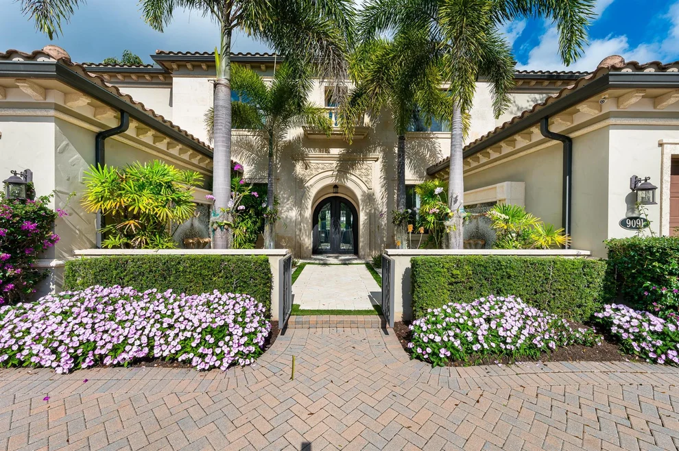 Unit for sale at 9091 Redonda Drive, Boca Raton, FL 33496