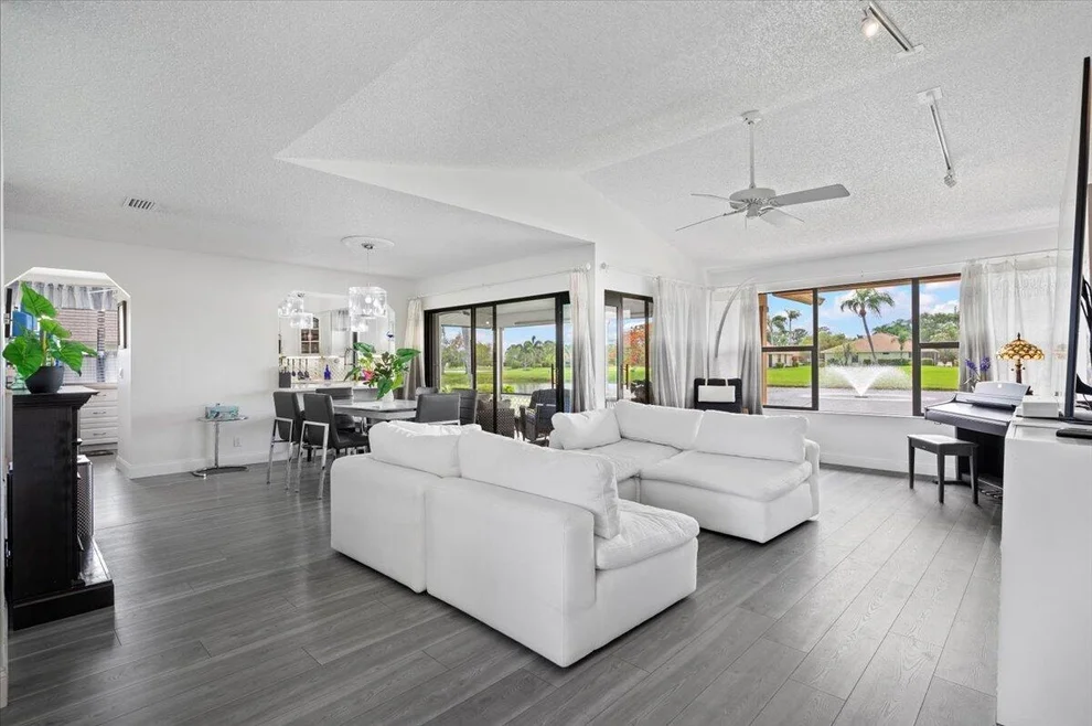Unit for sale at 13445 Cross Pointe Drive, Palm Beach Gardens, FL 33418