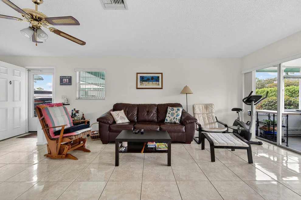 Unit for sale at 622 Hummingbird Lane, Delray Beach, FL 33445