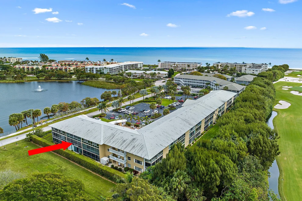 Unit for sale at 20 Celestial Way, Juno Beach, FL 33408