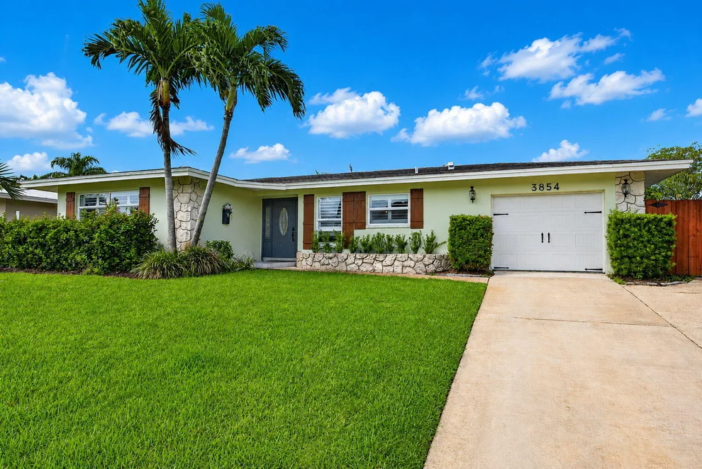 Unit for sale at 3854 BUTTERCUP Circle S, Palm Beach Gardens, FL 33410