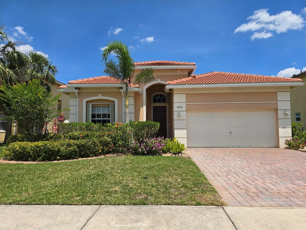 Unit for sale at 5704 Spanish River Road, Fort Pierce, FL 34951