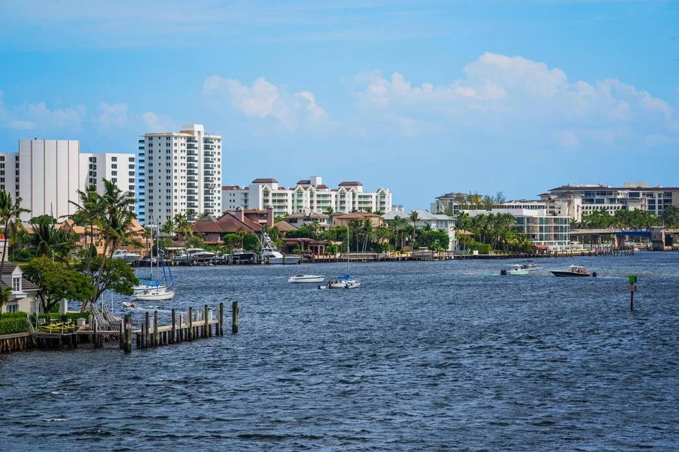 Unit for sale at 100 SE 5th Avenue, Boca Raton, FL 33432