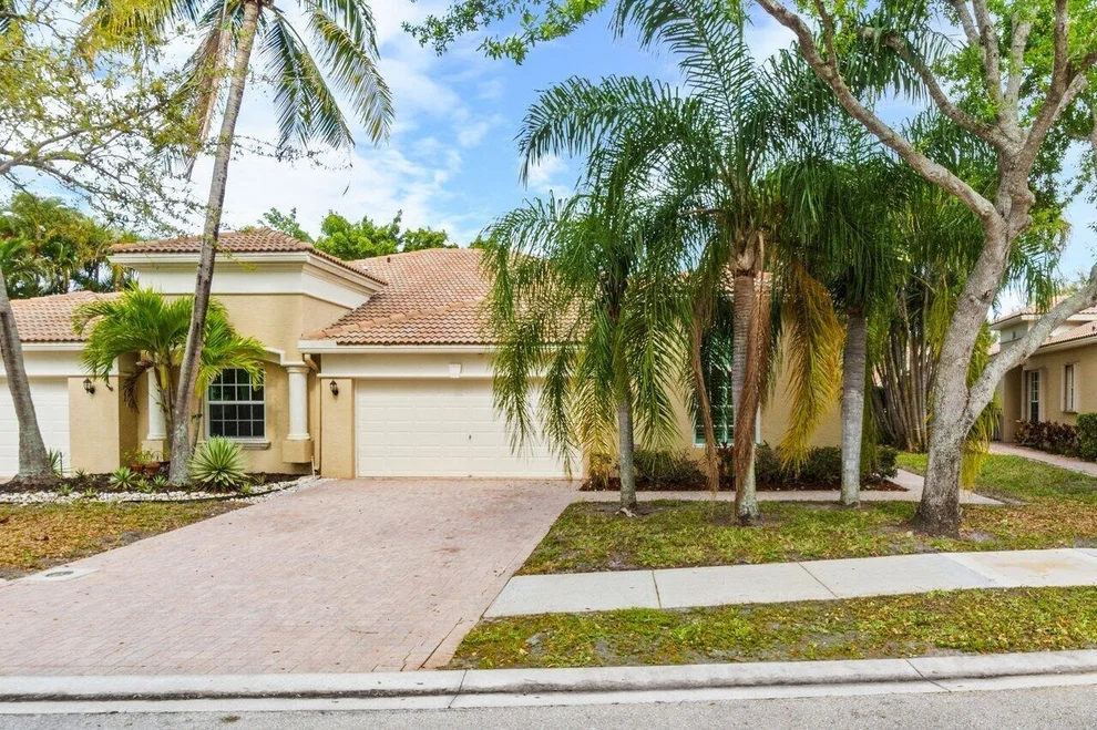 Unit for sale at 2560 Sandy Cay, West Palm Beach, FL 33411