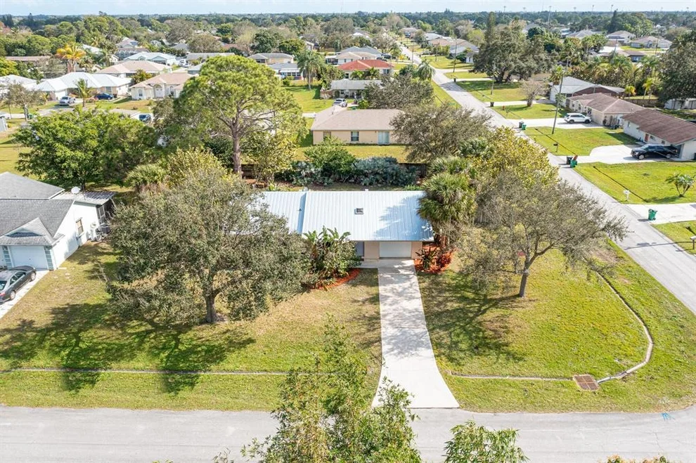 Unit for sale at 301 NW Hogan Street, Port St Lucie, FL 34983
