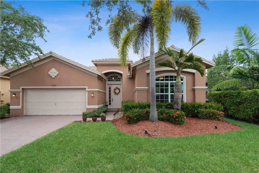 Unit for sale at 4305 E Whitewater Avenue, Weston, FL 33332