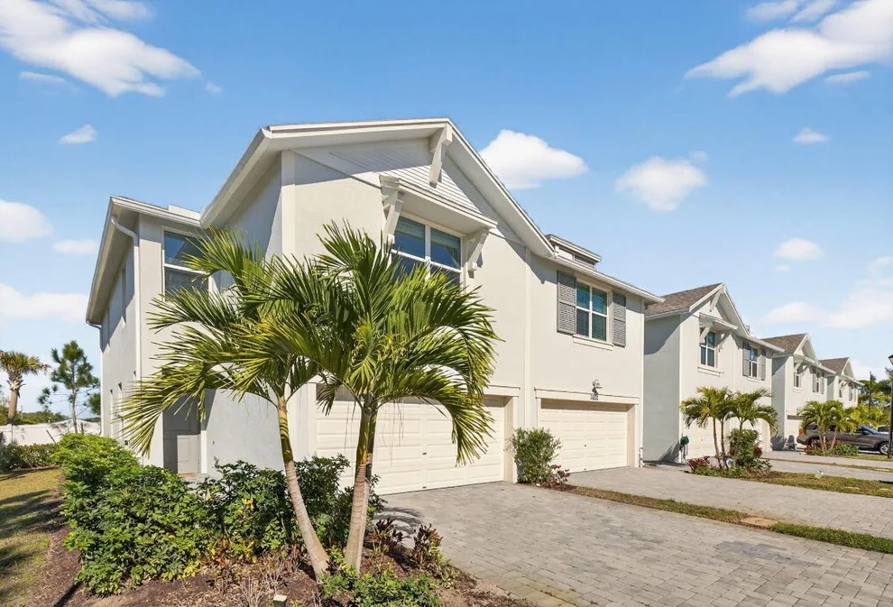 Unit for sale at 5624 SE Edgewater Circle, Stuart, FL 34997