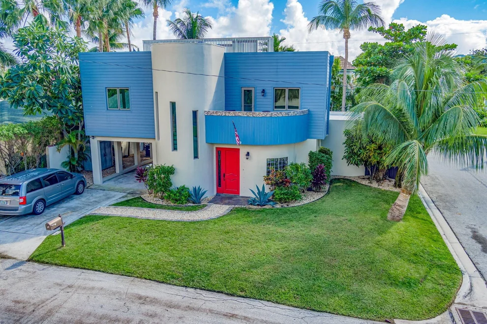 Unit for sale at 301 E 25th Street, Riviera Beach, FL 33404