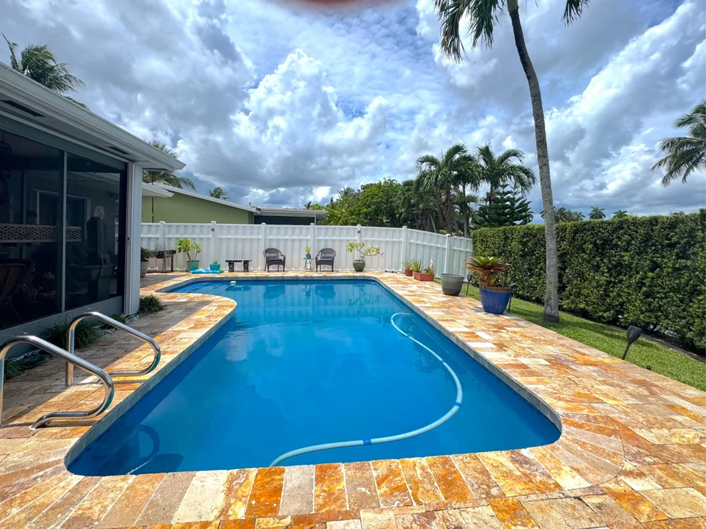 Unit for sale at 11421 NW 38 Place, Sunrise, FL 33323