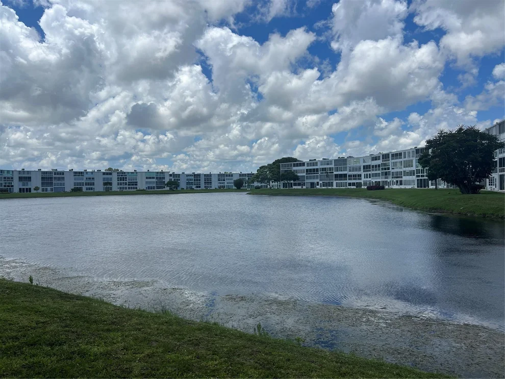 Unit for sale at 4053 Harwood E, Deerfield Beach, FL 33442