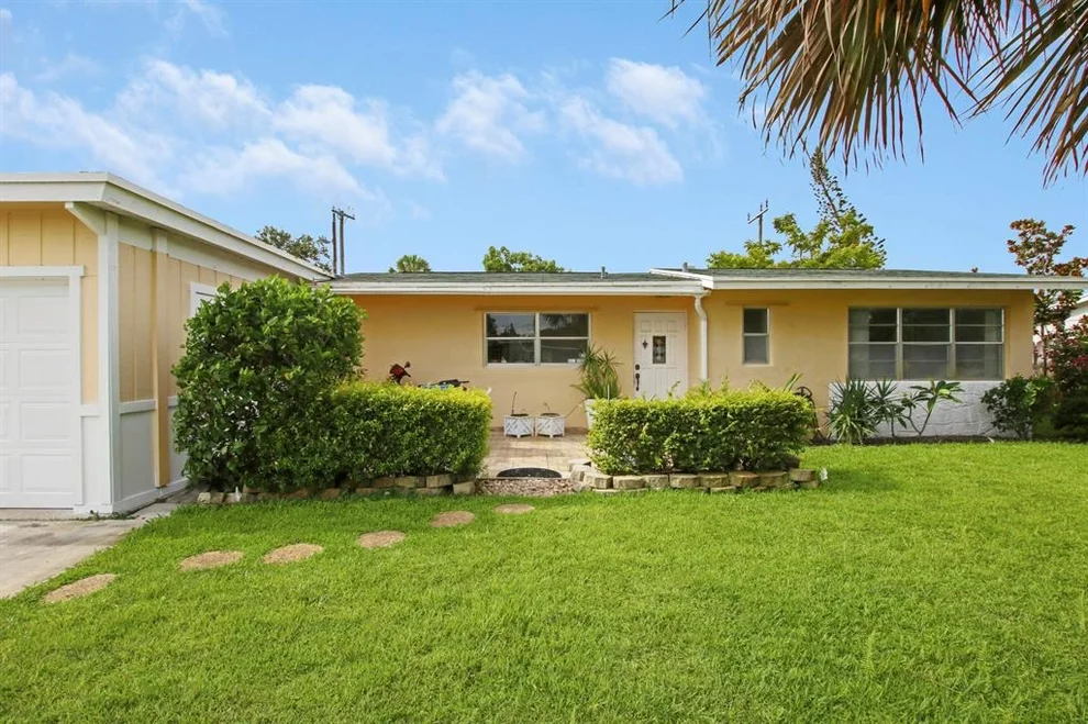 Unit for sale at 812 Dogwood Road, North Palm Beach, FL 33408