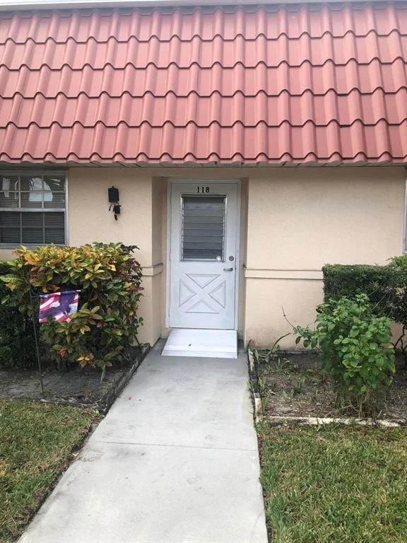 Unit for sale at 118 Amherst Lane, Lake Worth, FL 33467