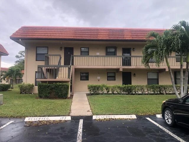 Unit for sale at 21913 Lake Forest Circle, Boca Raton, FL 33433