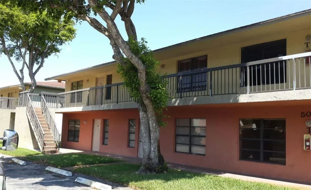 Unit for sale at 5055 Palm Hill Drive, West Palm Beach, FL 33415