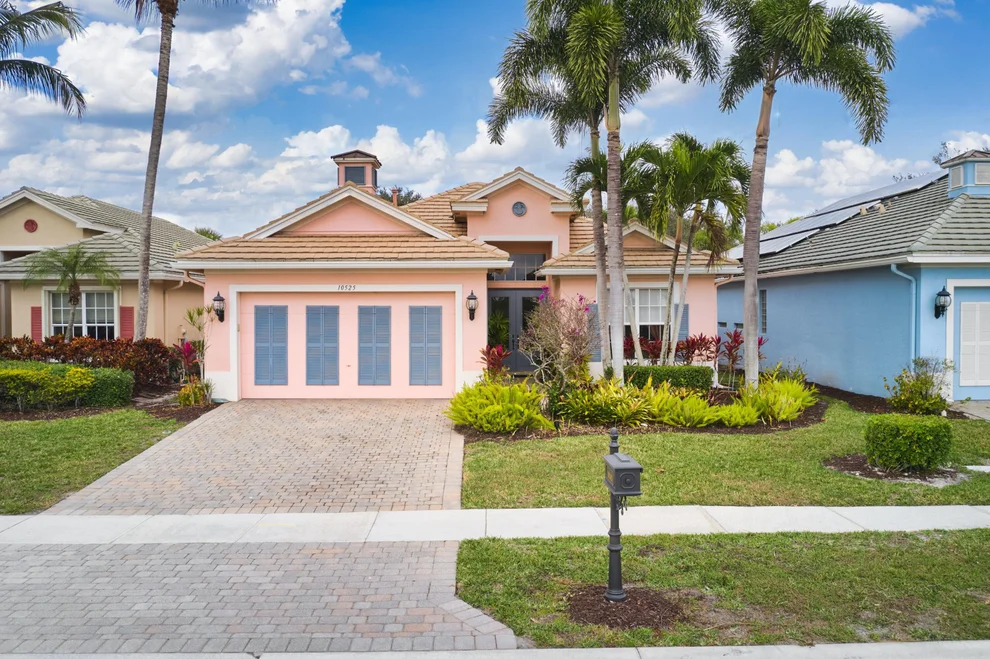Unit for sale at 10525 La Strada, West Palm Beach, FL 33412