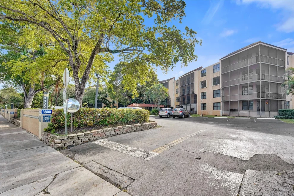 Unit for sale at 3800 N Hills Drive, Hollywood, FL 33021