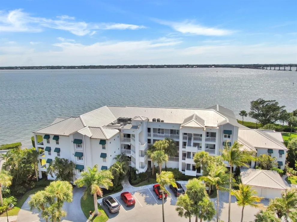 Unit for sale at 184 NE Edgewater Drive, Stuart, FL 34996