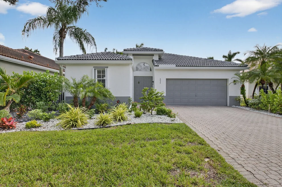 Unit for sale at 6032 Rossmoor Lakes Court, Boynton Beach, FL 33437