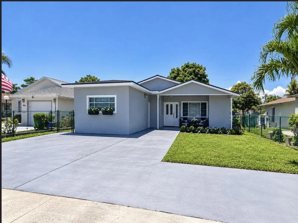 Unit for sale at 802 SW 5th Avenue, Delray Beach, FL 33444