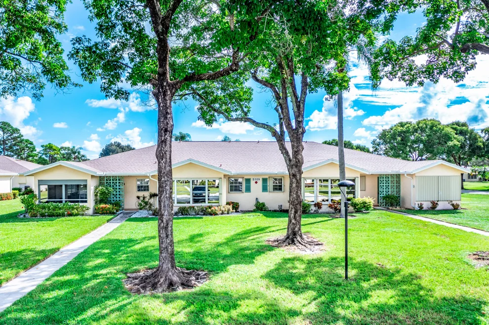 Unit for sale at 5109 Lakefront Boulevard, Delray Beach, FL 33484