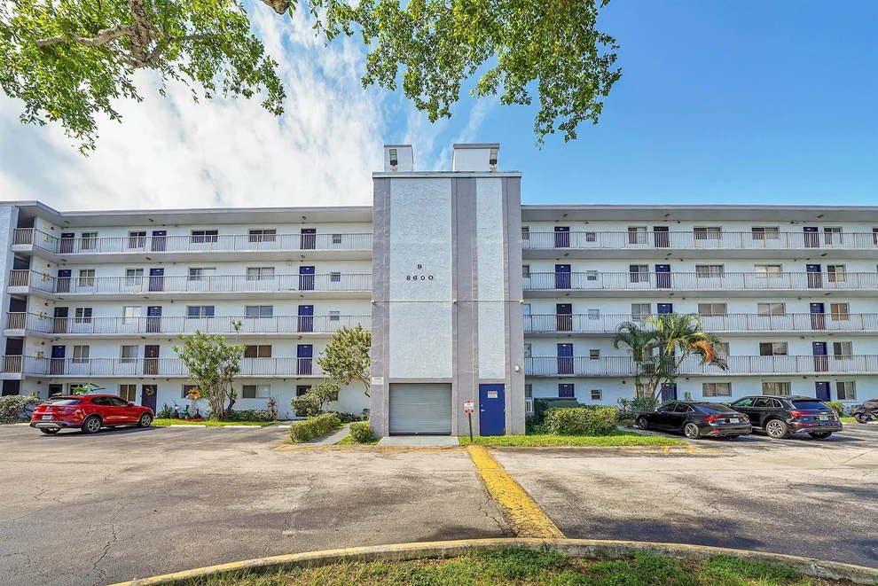 Unit for sale at 8600 N Sherman Circle, Miramar, FL 33025