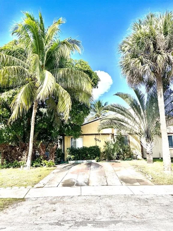 Unit for sale at 5293 NW 6th Court, Delray Beach, FL 33445