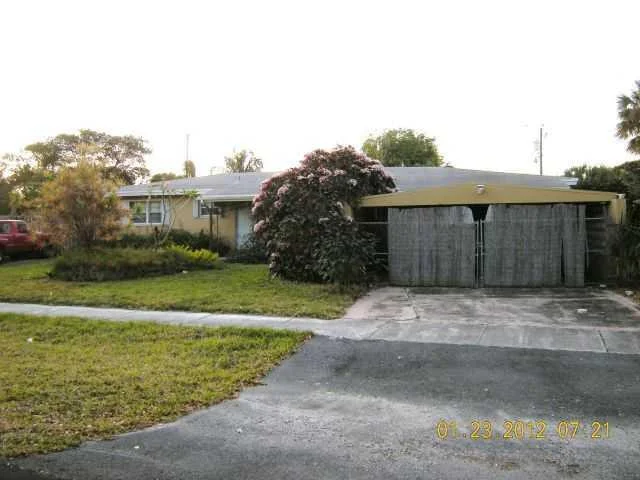 Unit for sale at 660 E Campus Creek, Fort Lauderdale, FL 33312