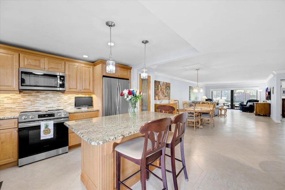 Unit for sale at 300 N Highway A1a, Jupiter, FL 33477