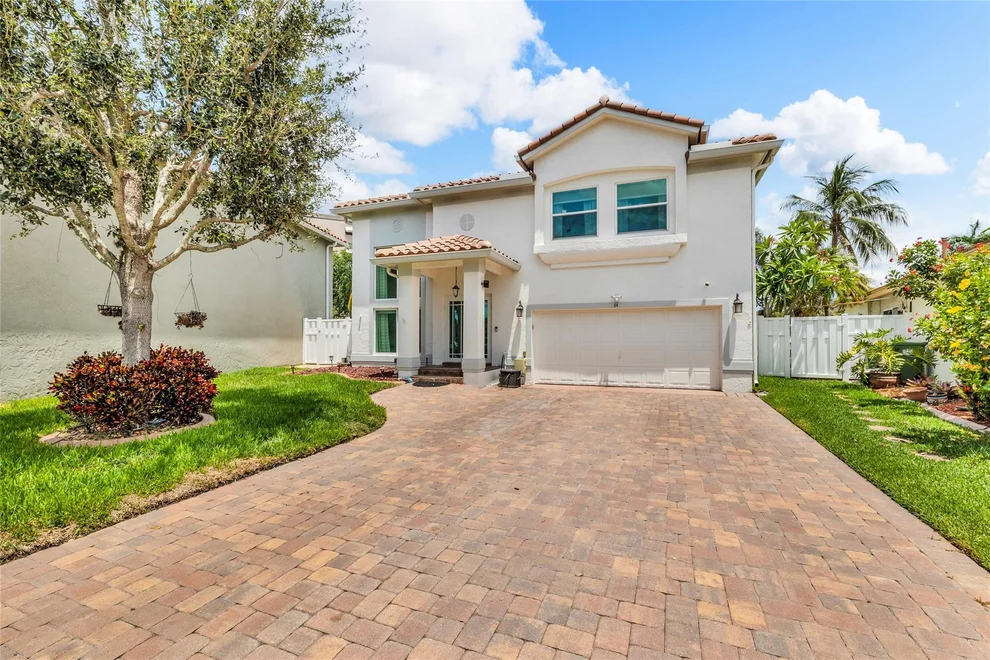 Unit for sale at 84 Gables Boulevard, Weston, FL 33326