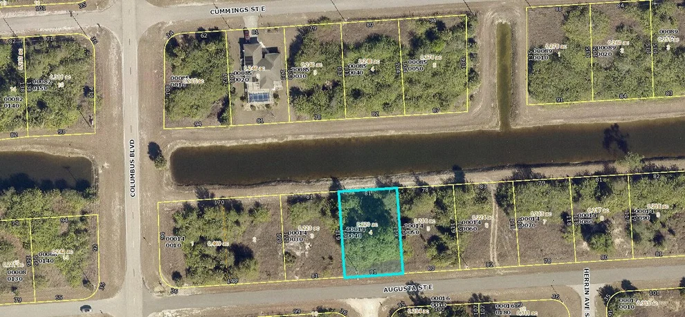 Unit for sale at 1207 Augusta Street E, Lehigh Acres, FL 33974