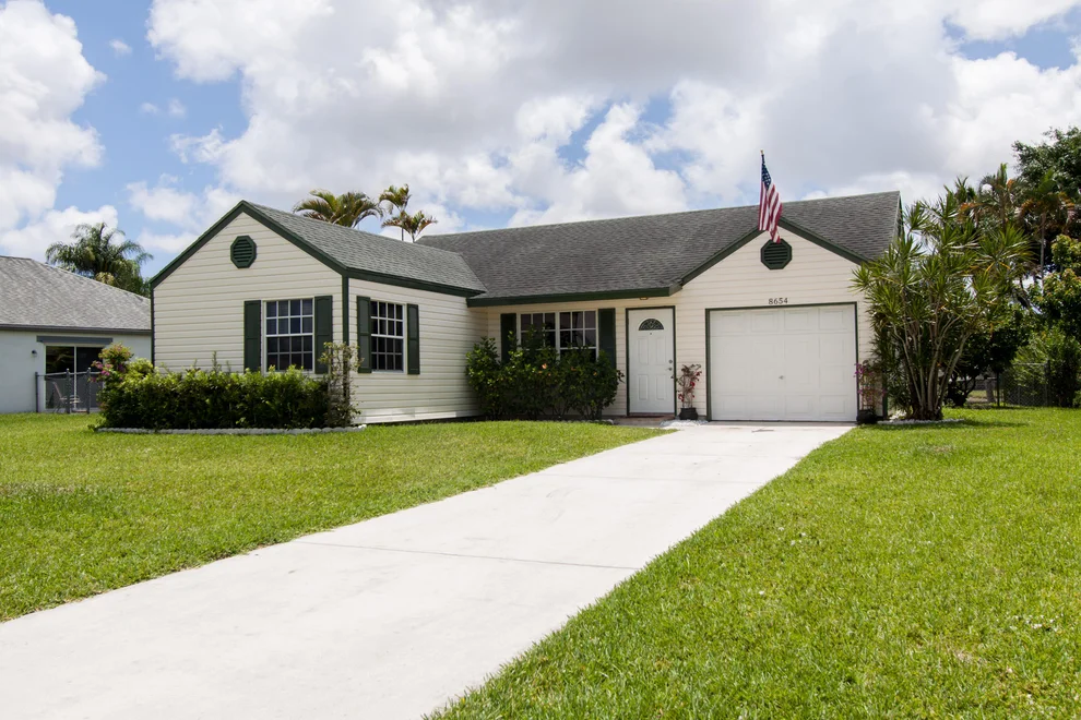 Unit for sale at 8654 Indian River Run, Boynton Beach, FL 33472