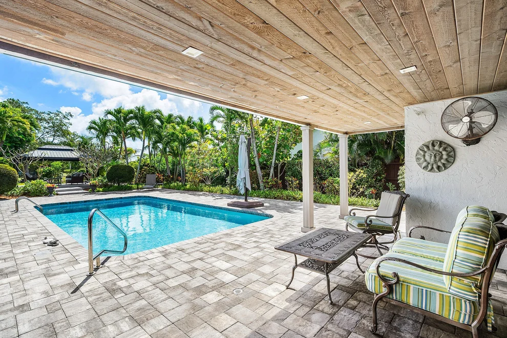 Unit for sale at 6000 NW 4th Avenue, Boca Raton, FL 33487