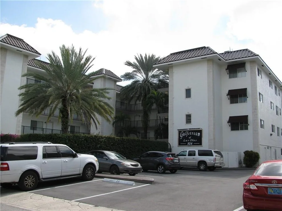 Unit for sale at 924 SE 2nd Street, Fort Lauderdale, FL 33301