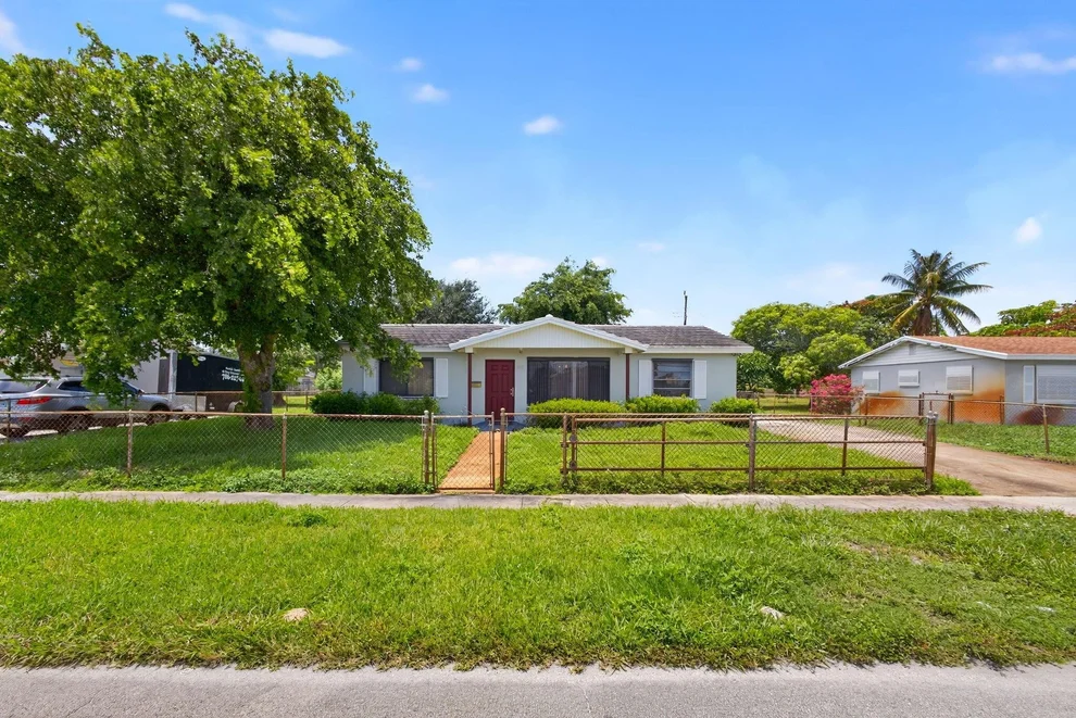 Unit for sale at 2251 E Avenue H, Riviera Beach, FL 33404