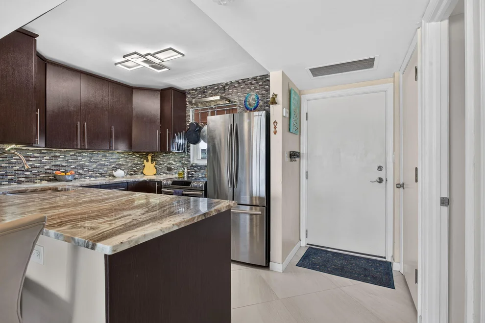 Unit for sale at 801 S Federal Highway, Pompano Beach, FL 33062