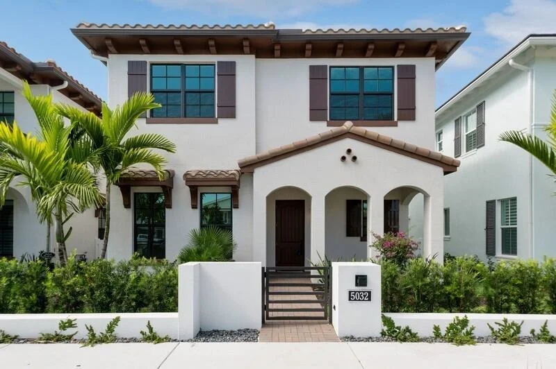 Unit for sale at 5032 N Grandiflora Road, Palm Beach Gardens, FL 33418