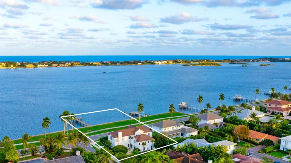 Unit for sale at 5501 S Flagler Drive, West Palm Beach, FL 33405