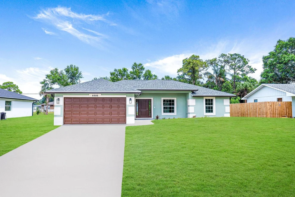 Unit for sale at 6906 Brookline Avenue, Fort Pierce, FL 34951