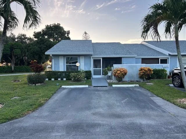 Unit for sale at 4170 Lucerne Villas Lane, Lake Worth, FL 33467