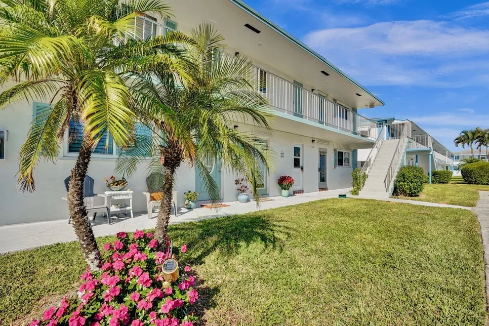 Unit for sale at 1117 Lake Terrace, Boynton Beach, FL 33426