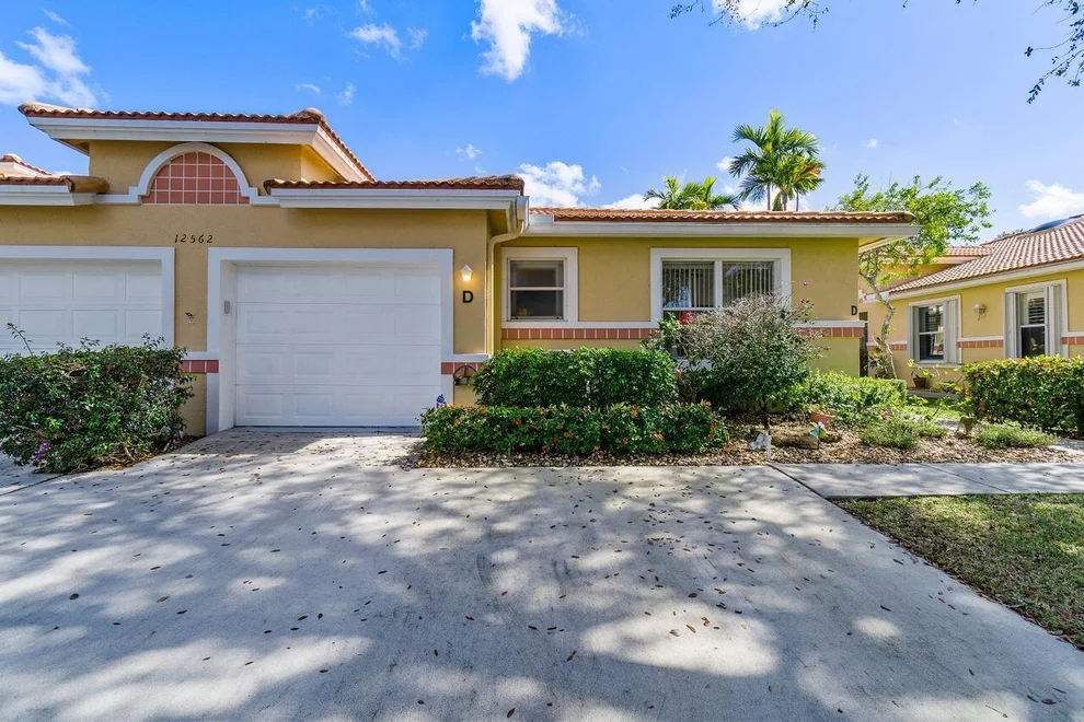 Unit for sale at 12562 Crystal Pointe Drive, Boynton Beach, FL 33437