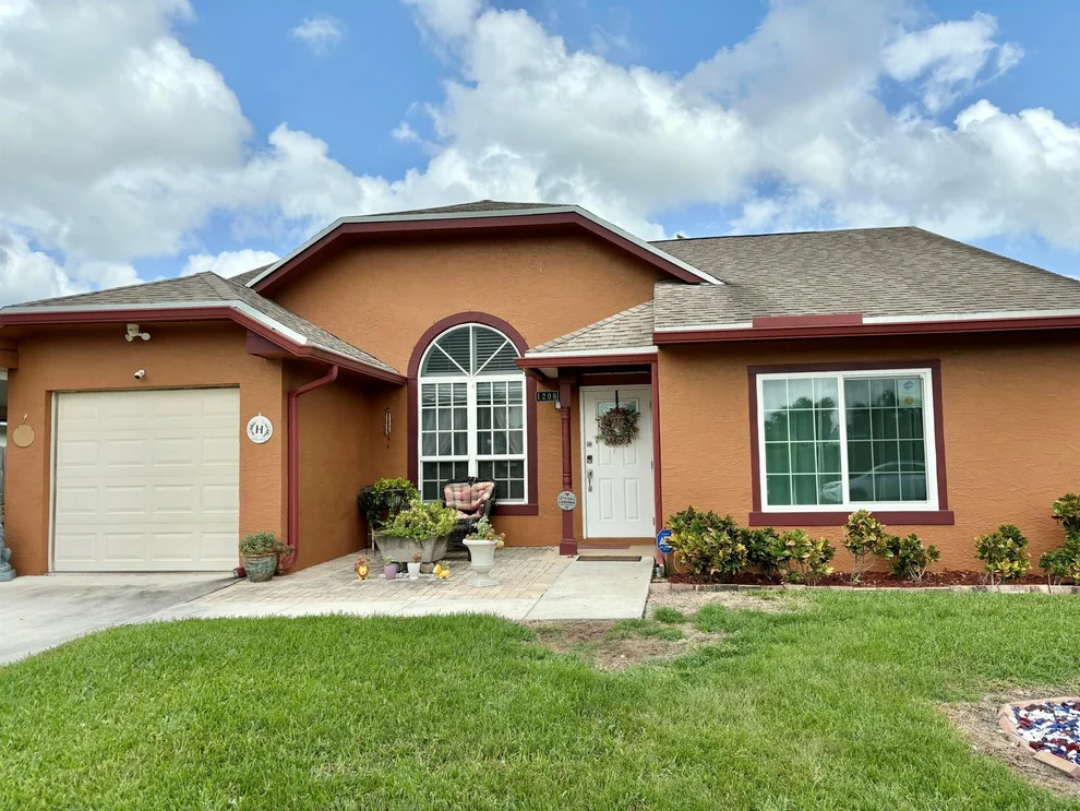 Unit for sale at 1208 Stardust Way, Royal Palm Beach, FL 33411