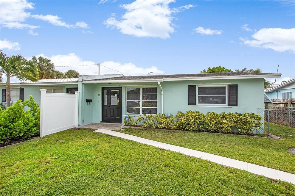Unit for sale at 4 Robalo Court, North Palm Beach, FL 33408