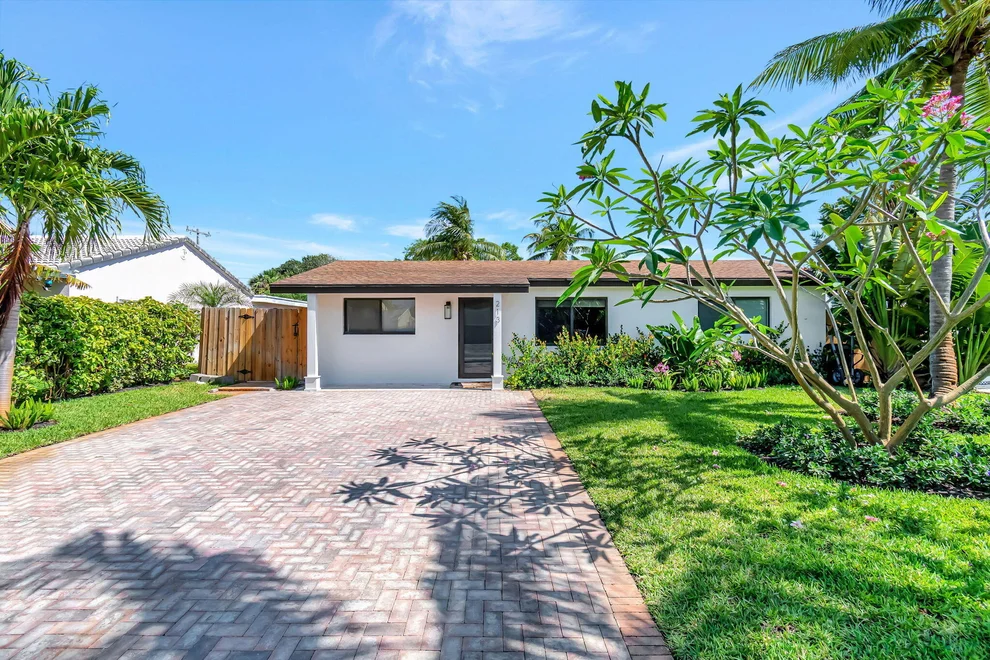 Unit for sale at 213 SE 24th Avenue, Boynton Beach, FL 33435